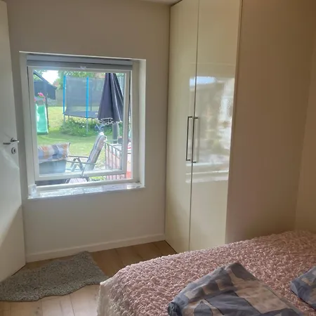 Hyggelig Med Jacuzzi Og Moderne Opholdsomrade Apartment *